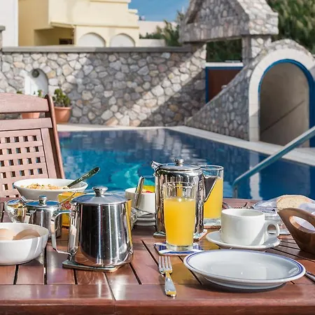 Margarita Karterados (Santorini)