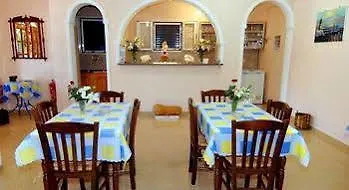 Margarita 3* Karterados (Santorini)